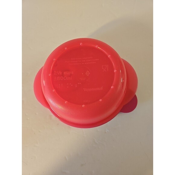 Tupperware CrystalWave Round Bowl Pink 2½ Cup Microwave Reheatable 600 ml - Picture 3 of 10